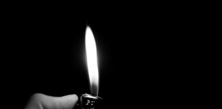 Jak napełnić zapalniczkę?