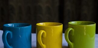 Jak używać glinki do lakieru samochodowego?