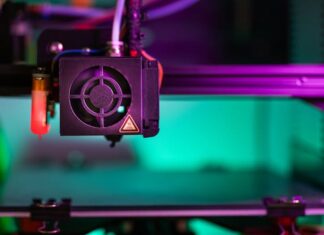 Jak działa ręczny skaner 3D? Praktyczny przewodnik po technologii Skanery 3D